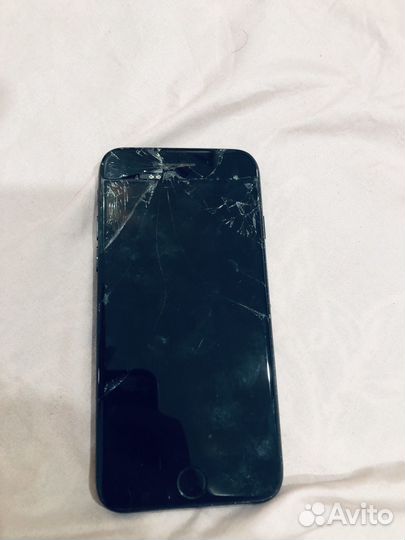 iPhone 7, 128 ГБ