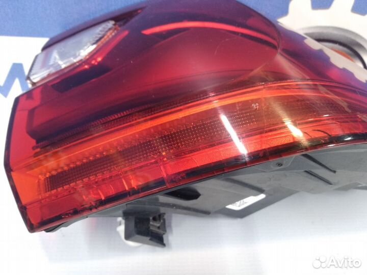 Фонарь правый внешний BMW X7