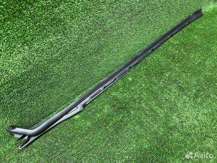 Молдинг лобового стекла правый BMW X3 G01 X3 M F97