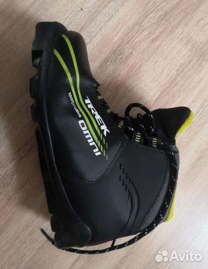 Лыжные ботинки