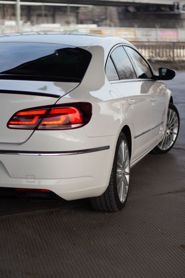 Volkswagen Passat CC: фото владельца