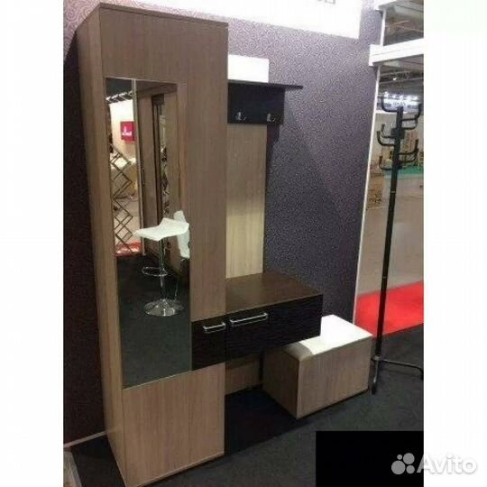 Прихожая новая