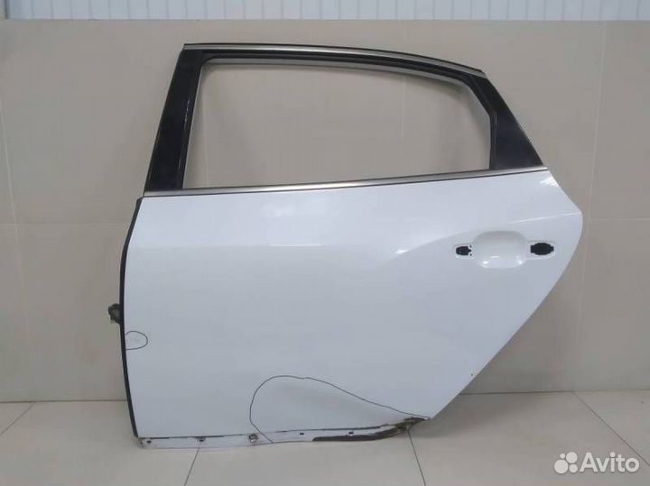 Дверь задняя левая Hyundai Equus