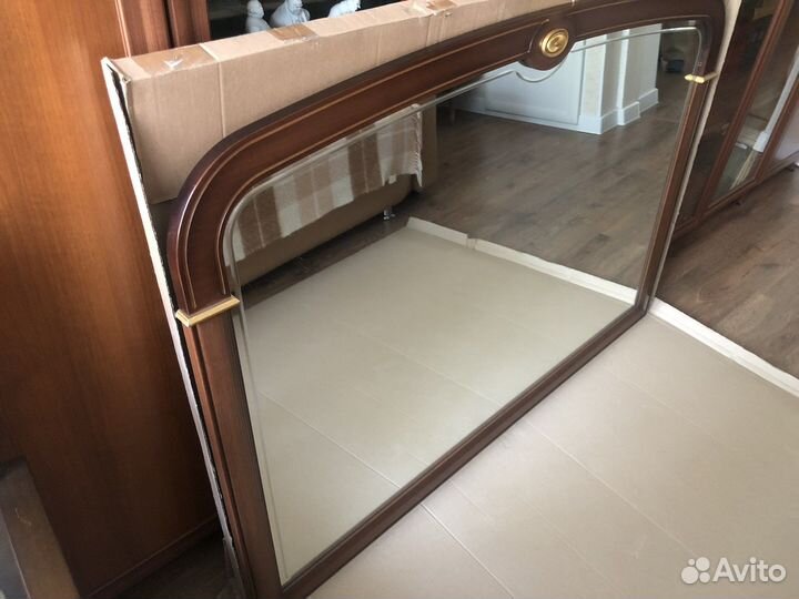 Зеркало в гостиную