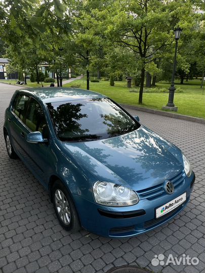 Volkswagen Golf 1.6 AT, 2005, 110 626 км