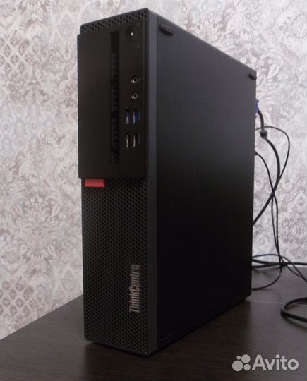 Компьютер Lenovo ThinkCentre M715s, AMD A8/8гб/SSD