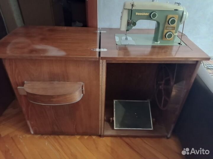 Швейная машина Veritas