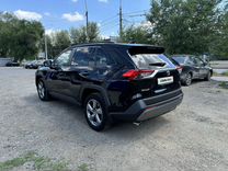 Toyota RAV4 2.5 AT, 2020, 68 000 км, с пробегом, цена 3 720 000 руб.