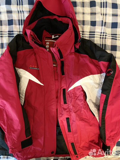 Горнолыжная женская куртка