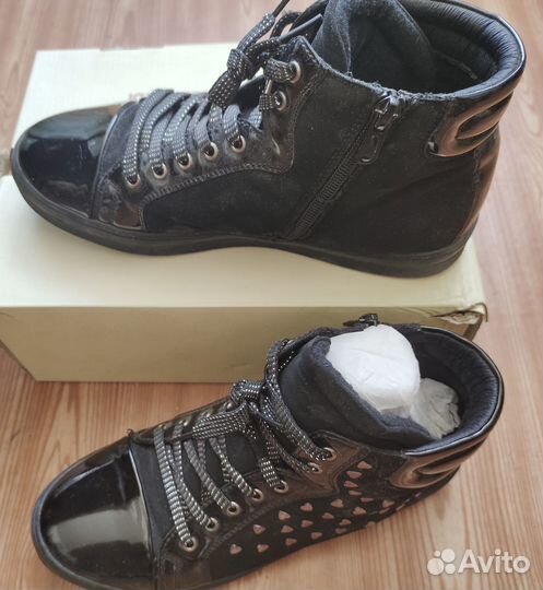 Ботинки демисезонные женские 37 размер