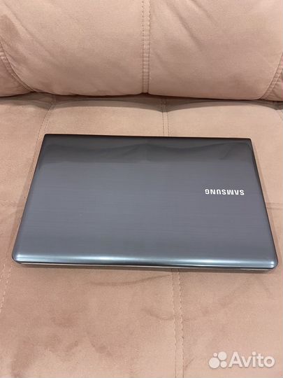 Ноутбук samsung