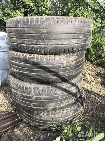 Goodyear EfficientGrip SUV 4x4 255/65 R17