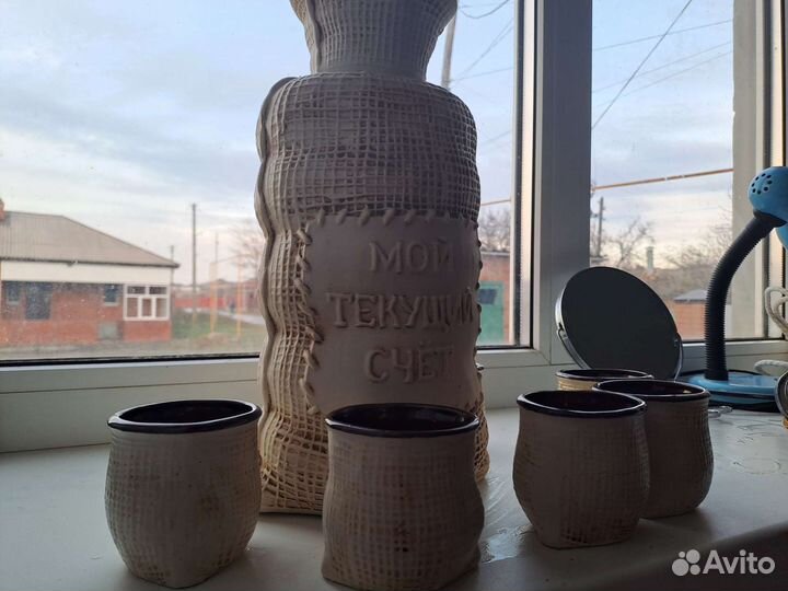 Графин с рюмками