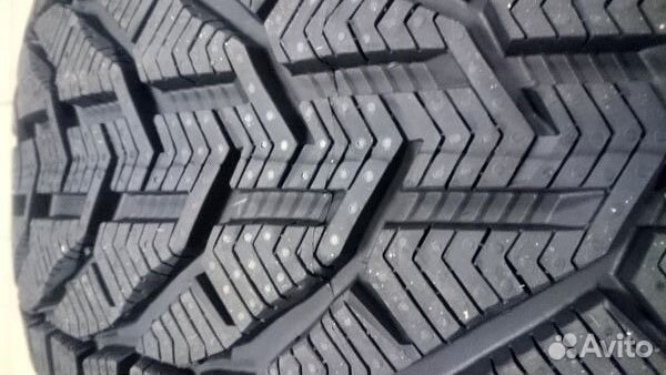 Tigar Winter 215/55 R17 98V