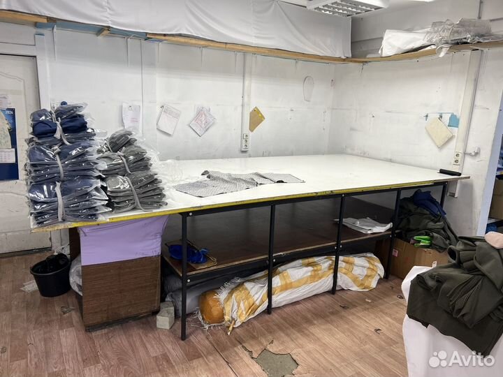 Раскройный стол 3x1.8м