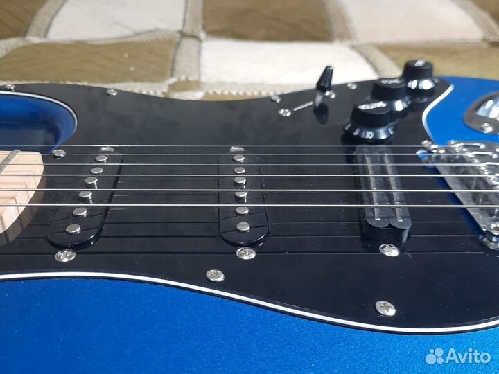 Squier Affinity 2021 Stratocaster (H) SSS MN LPB