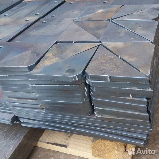 Закладные металлические пластины