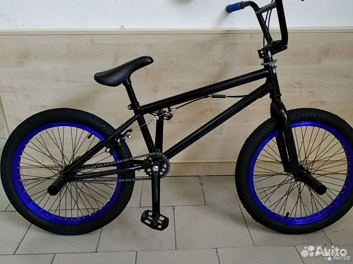 Трюковой велосипед BMX