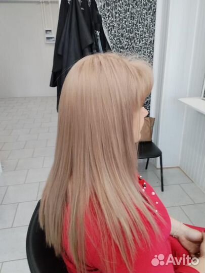 Модель на стрижку и окрашивание