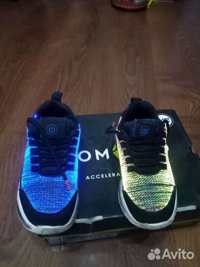 Детские кроссовки