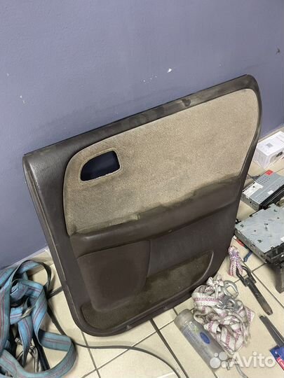 Задняя правая дверная карта jzx90