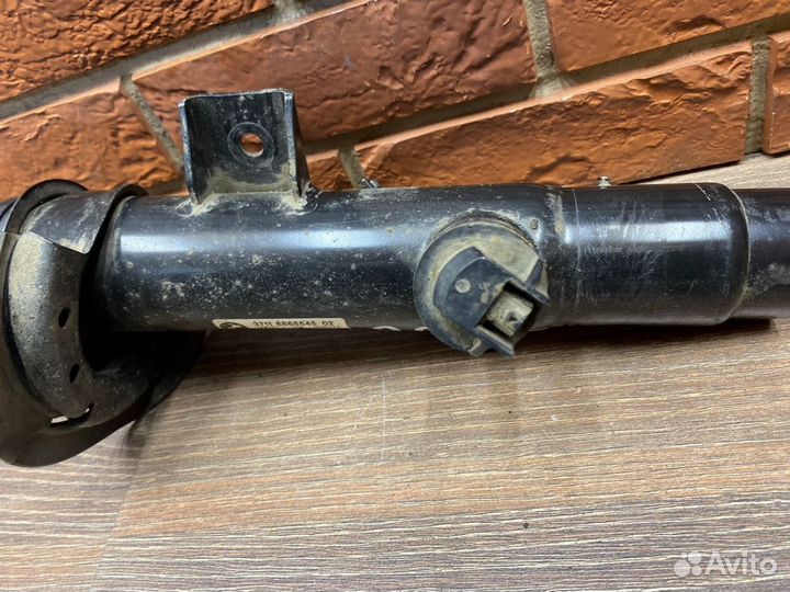 Амортизатор передний левый Bmw M140i F20 2011-2019