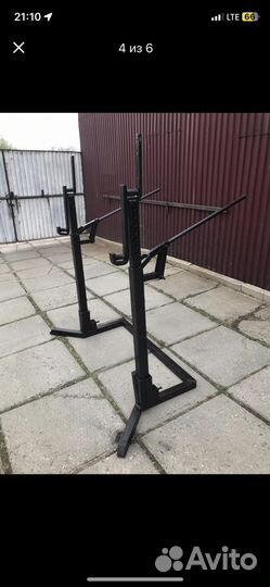 Силовая скамья для жима и стойки для приседа