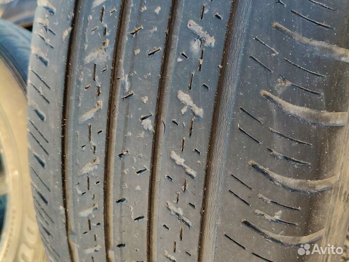 Dunlop Grandtrek ST30 225/65 R17 102