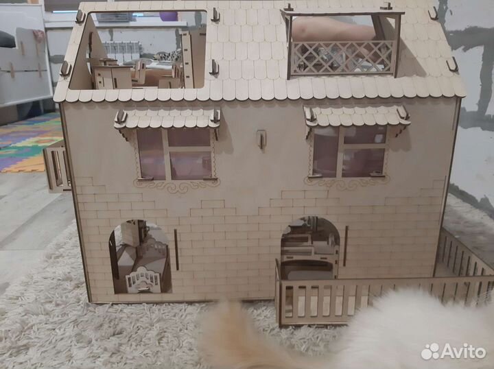 Домик кукольный