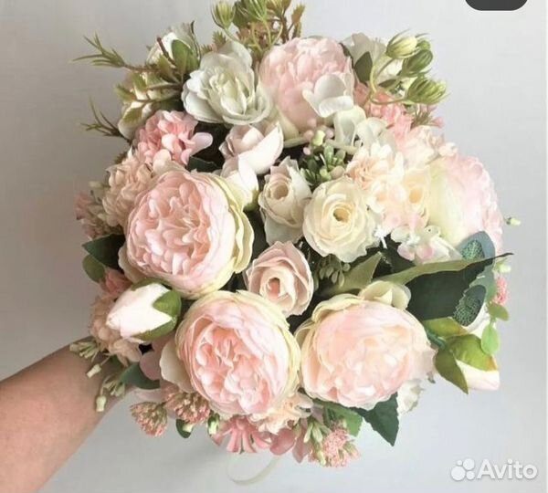 Свадебный букет невесты