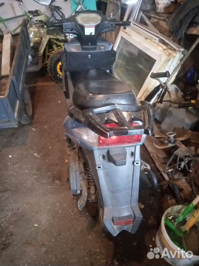 Скутер Racer RC 150T -15