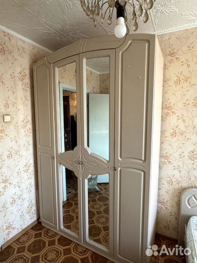 Спальный гарнитур бу