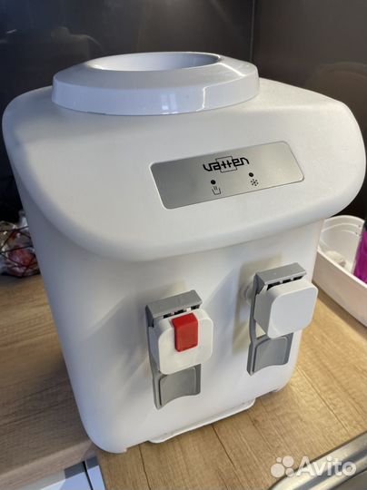 Кулер для воды с охлаждением и нагревом