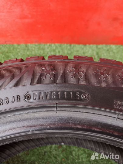 Dunlop SP Winter Ice 02 225/50 R17