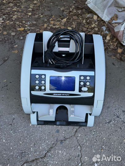 Счетчик банкнот Magner150