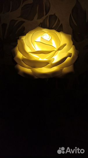 Светильник роза из изолона