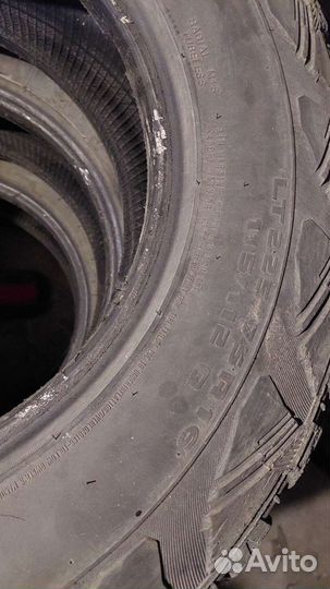 Kumho Road Venture M/T KL71 225/75 R16
