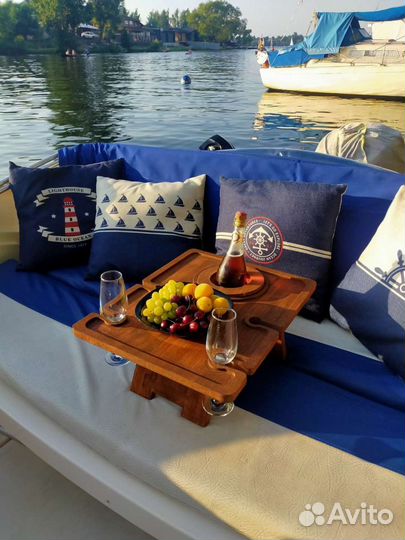 Аренда катера в Москве. Прогулки на катере