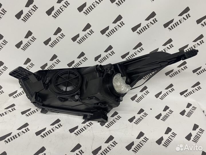 Фара правая Hyundai Creta I 2016-2020 halogen