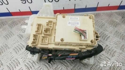 Блок предохранителей toyota corolla verso 2 (6BR12