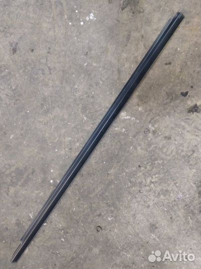 Молдинг стекла передний правый Chevrolet Lacetti