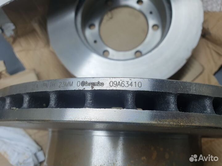 Диск тормозной передний brembo для Toyota Hilux