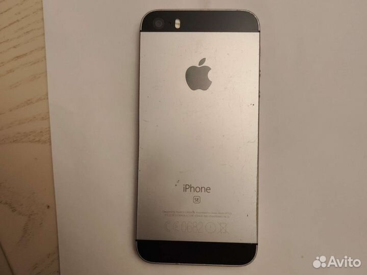 Телефон iPhone