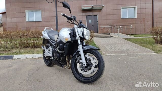 Мотоцикл Suzuki gsr 400A