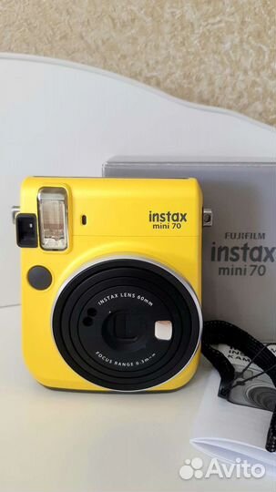 Камера для моментальных снимков instax mini