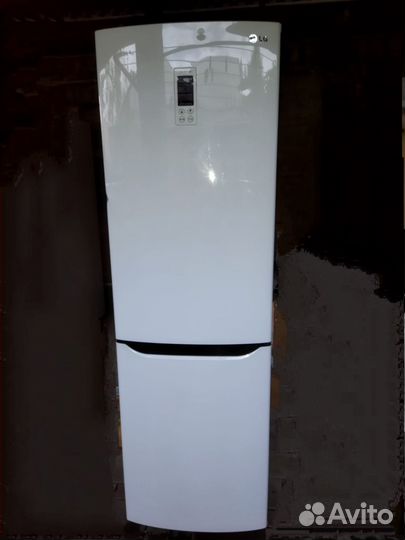 Холодильник lg