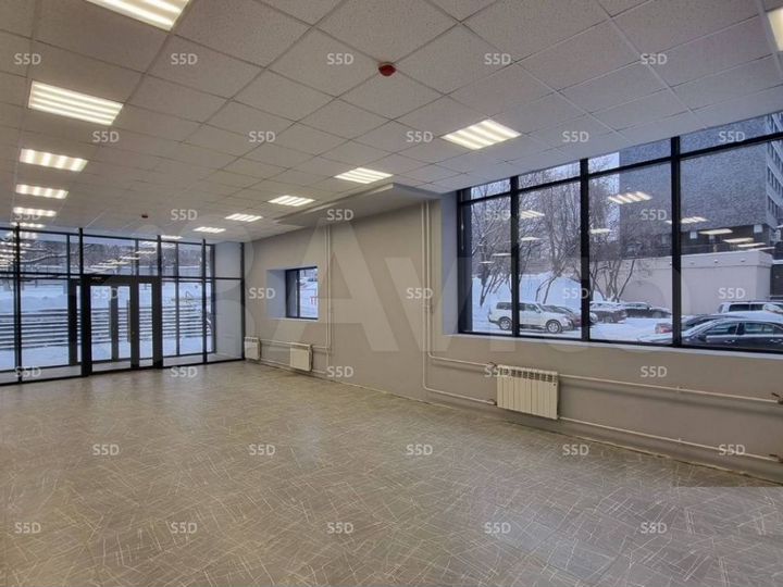 Продам торговое помещение, 284 м²