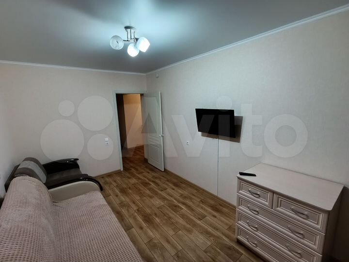 3-к. квартира, 72 м², 8/10 эт.