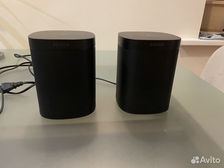 Две колонки Sonos one