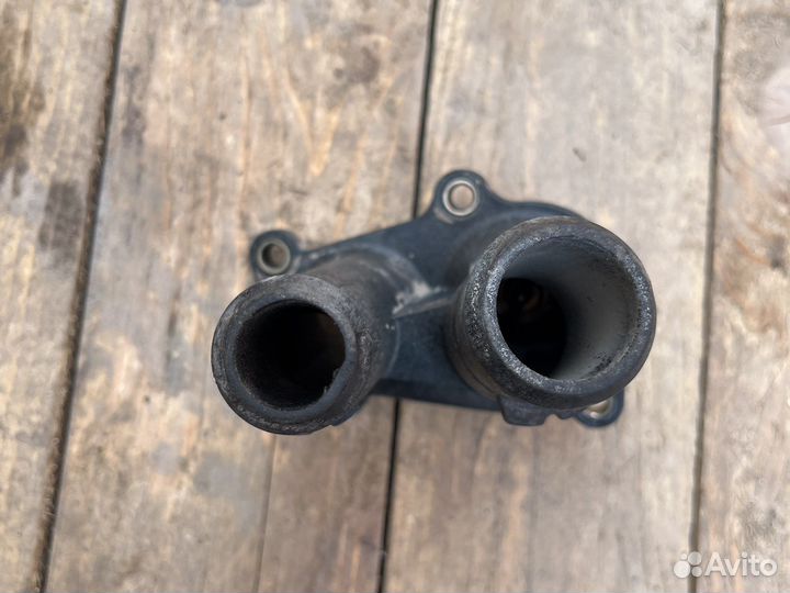 Корпус термостата термостат Ford Fusion 1.4